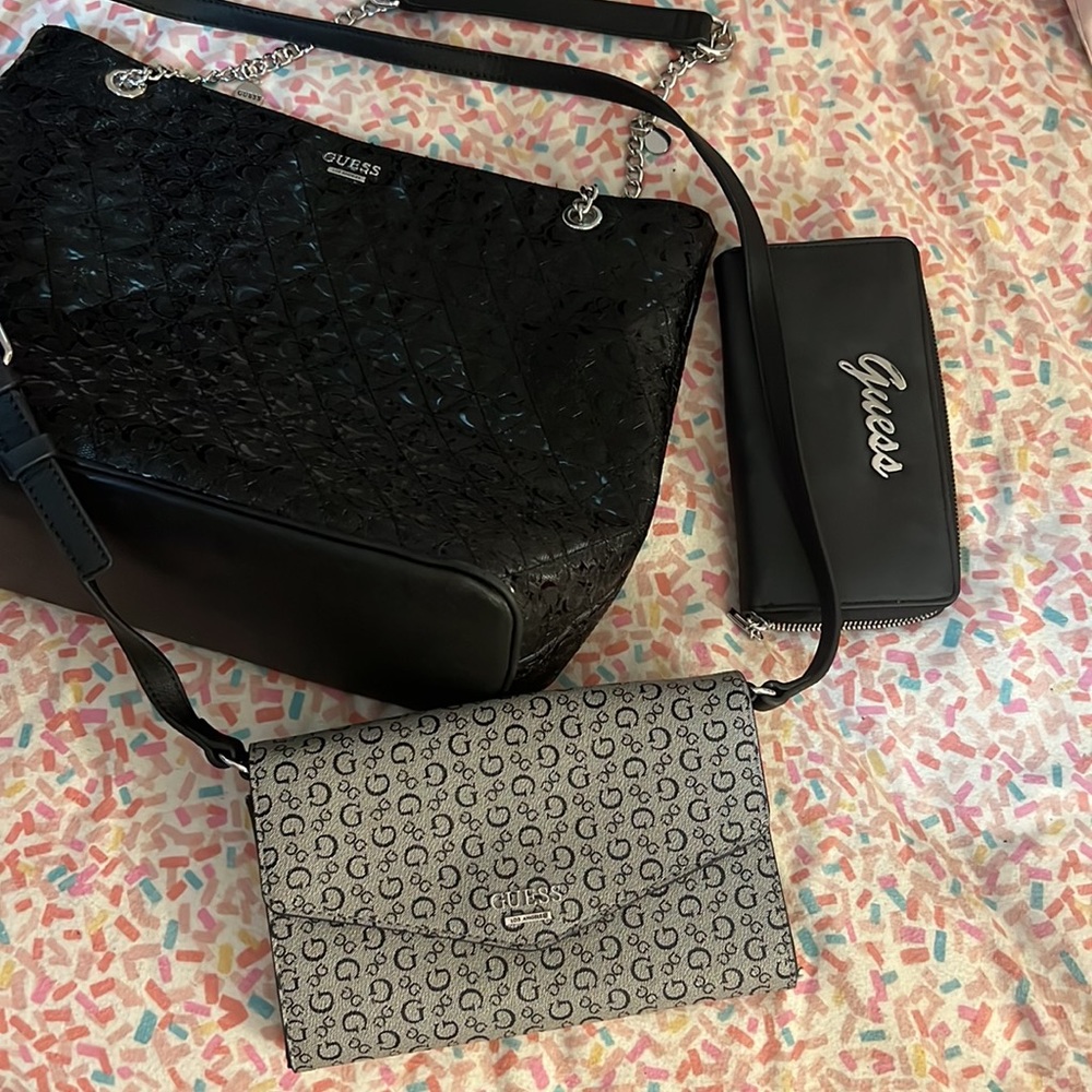 Handbags 👜👛 - Picture 7 of 7